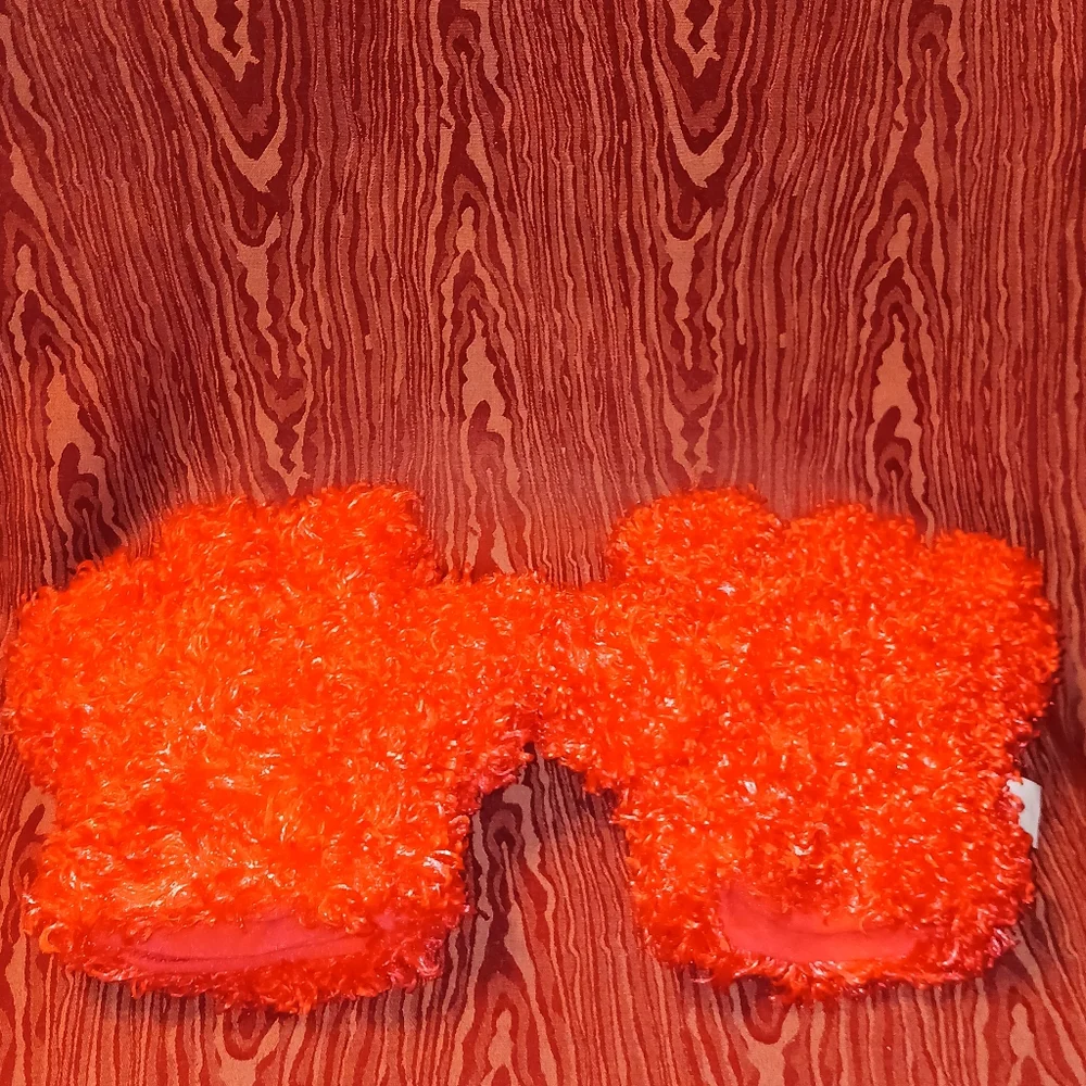 ELMO Sesame Street Red Fuzzy Character Mittens Hands for Kids